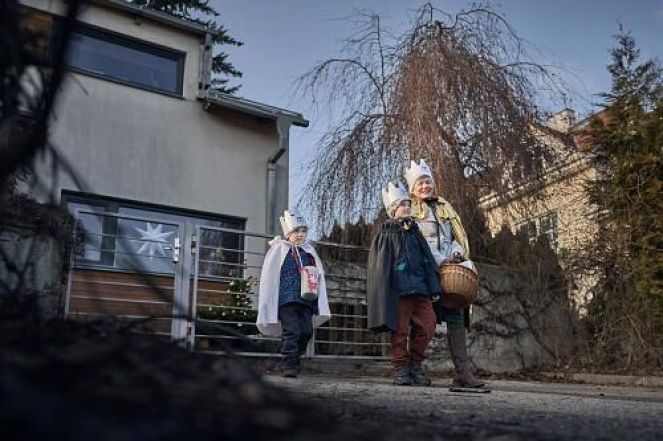 image:Image 8/source/orig/7985_4356_0_13179.jpg