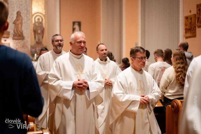 image:Image 80/source/orig/79165_63635_0_12-aks-mse-20251121.jpg