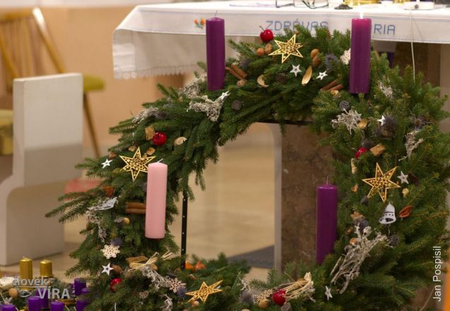 image:Image 80/source/orig/79215_63789_0_251130-advent.jpg