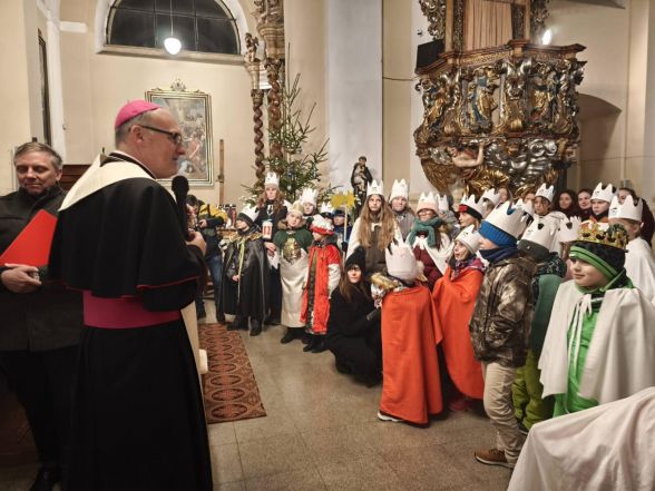 image:Image 81/source/orig/80900_65378_0_606113896_1330115552493889_1757158432459749037_n.jpg