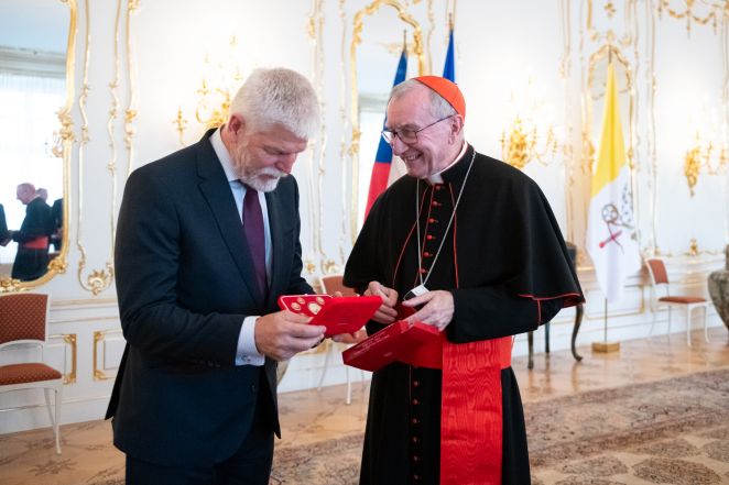 image:Image 82/source/orig/81106_hor7851.jpg