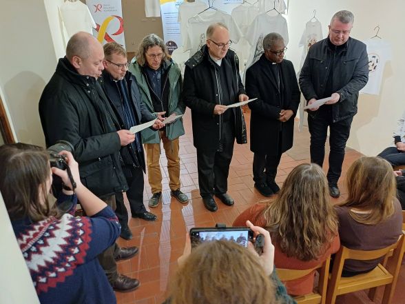 image:Image 82/source/orig/81578_618283483-1344433364389545-2988356462347313943-n.jpg