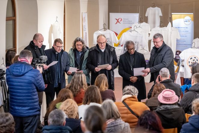 image:Image 82/source/orig/81593_angut-0306.jpg