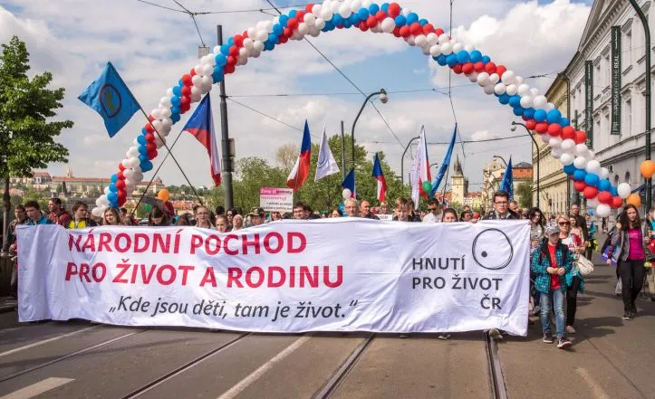 image:Image 83/source/orig/82914_68210-50983-0-230413-narodni-pochod-pro-zivot.png