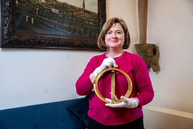 image:Image 84/source/orig/83532_68330_0_3_jezuite.jpg