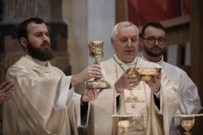 image:Image 85/source/orig/84787_69435_0_stv_4210-400x267.jpg