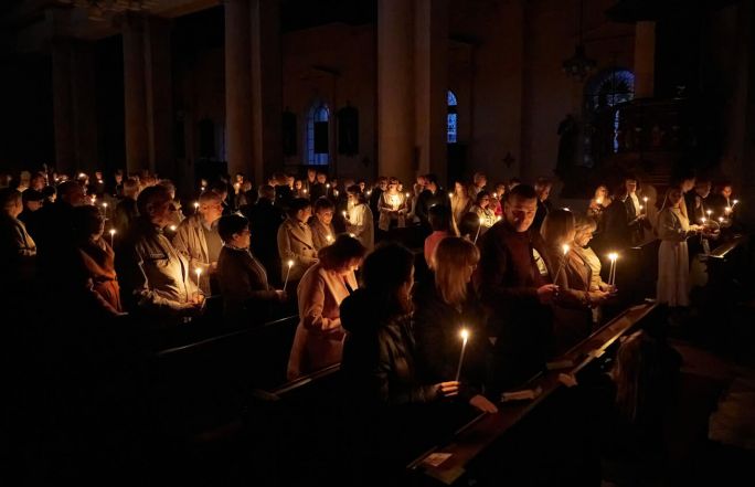 image:Image 85/source/orig/84802_69445_0_25041919-12-28pnow8832.jpg