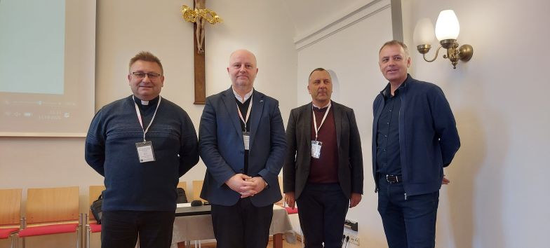 image:Image 86/source/orig/85115_20260411-113309-002.jpg