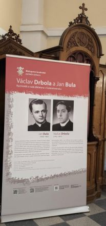 image:Image 86/source/orig/85531_70272_0_bula-drbola-vystava.jpg