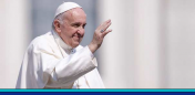 image:Image 87/source/orig/86666_papa-francisco-mano-arriba-sonriendo-saludo-paz.png