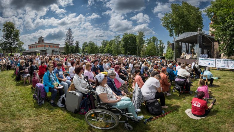 image:Image 88/source/orig/87386_71988_0_nz78532-pano.jpg