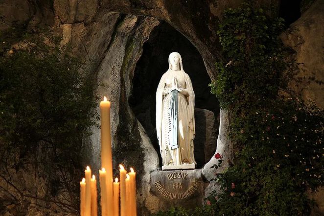 image:Image 9/source/orig/8007_4376_0_our_lady_of_lourdes_grotto_lourdes_france_credit_elise_harris_cna.jpg