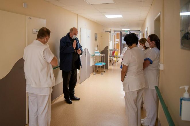 image:Image 9/source/orig/8062_4424_0_220211-fnol-4.jpg