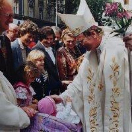 image:Image 9/source/orig/8495_4959_0_phoca_thumb_m_fotoarchiv201.jpg